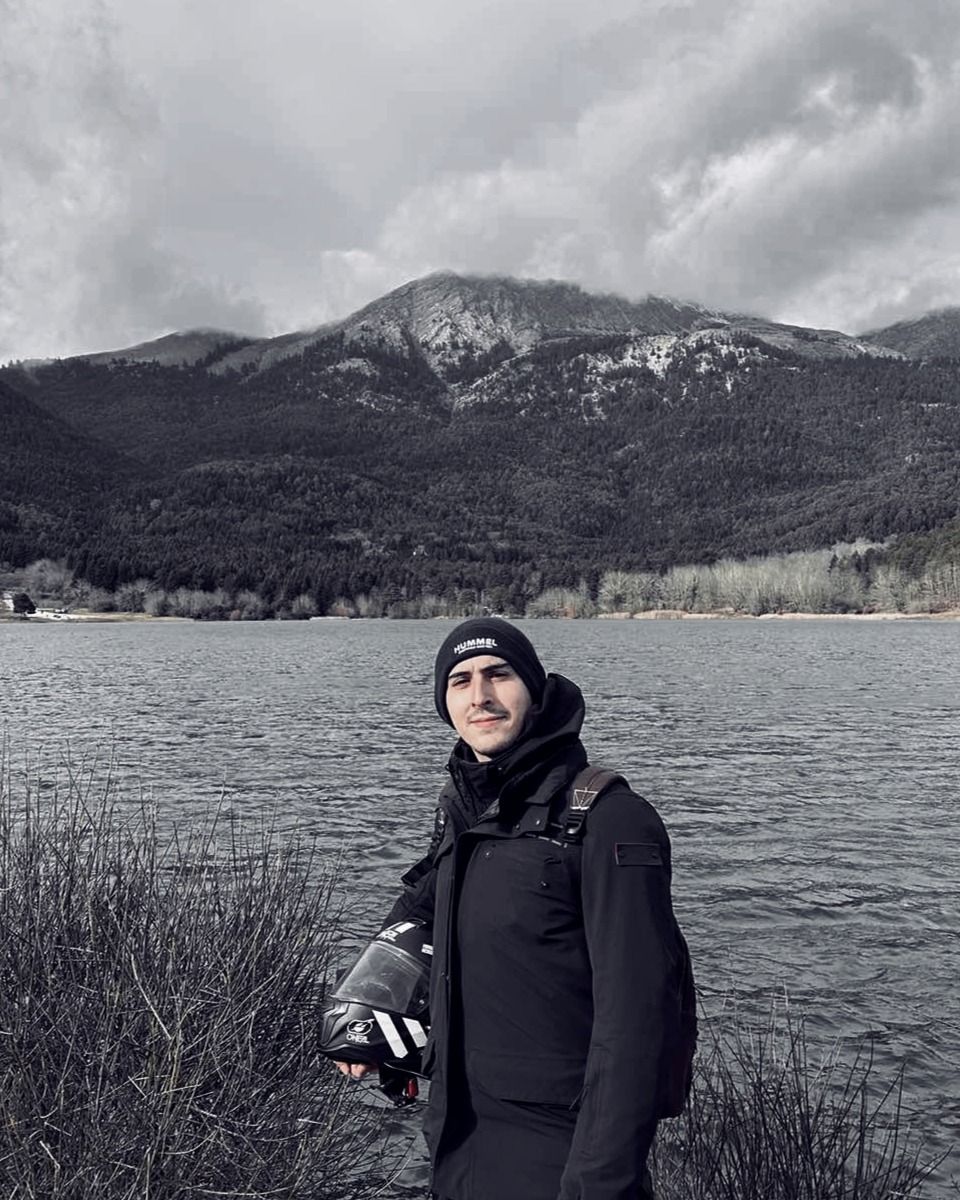 Σταθης Γαλαζουλας