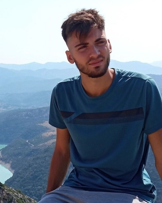 Γιώργος  Μανδράκος 